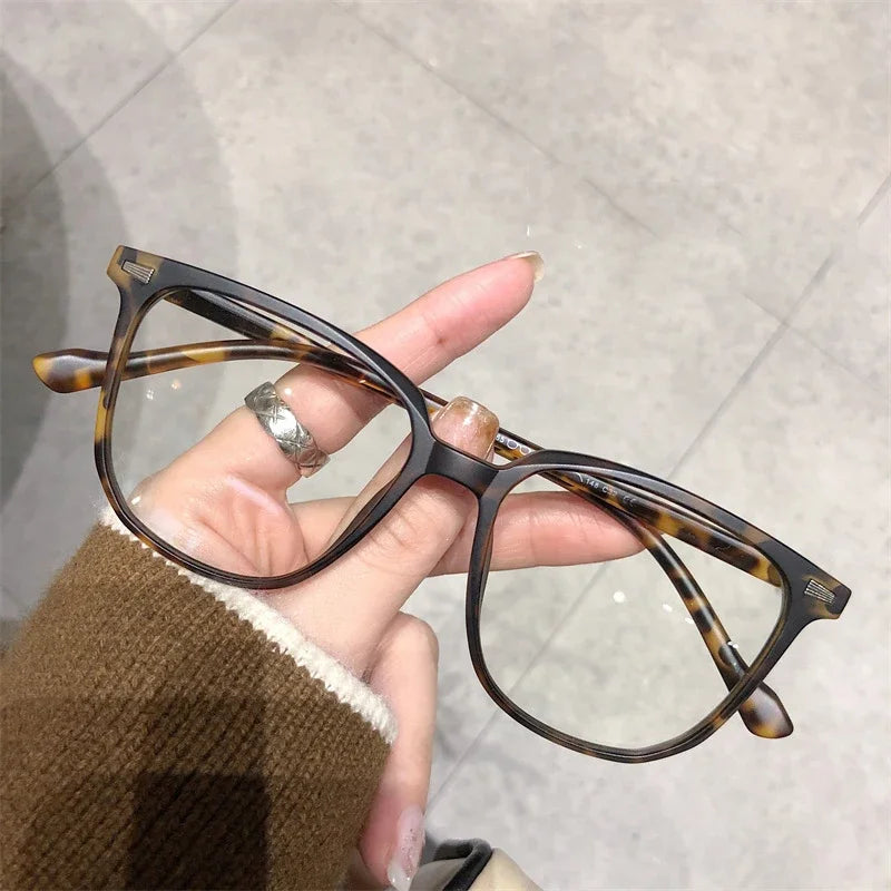 Finished Ladies Myopia Glasses Retro Anti Blue Light Eyeglasses Optical Prescription