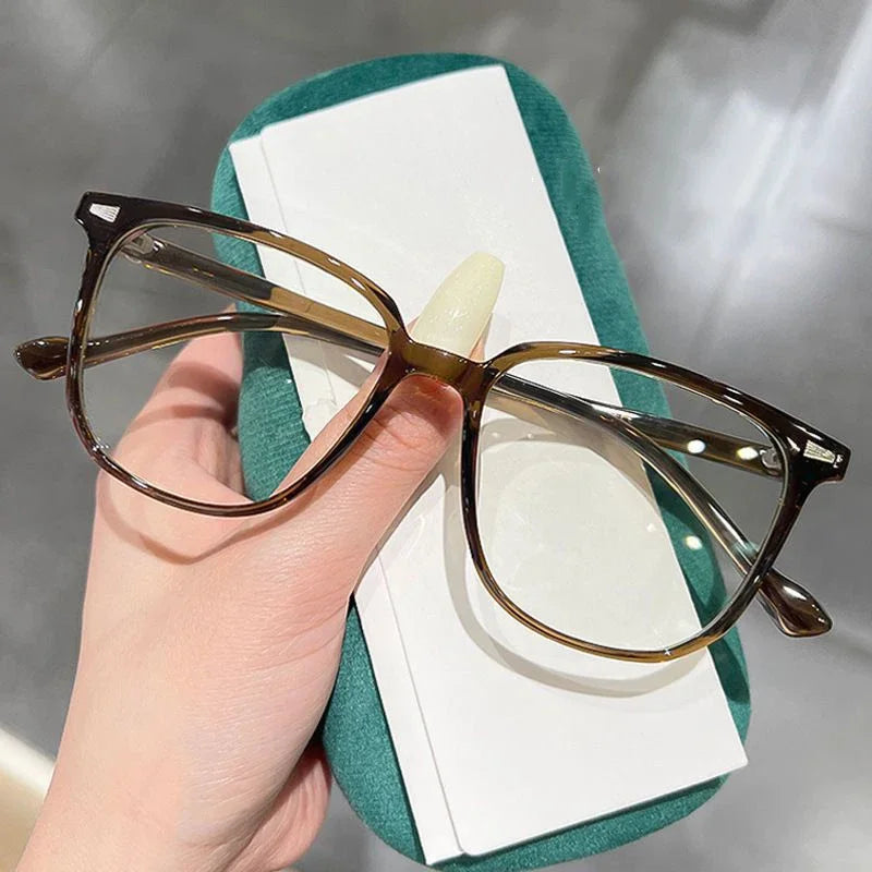 Finished Ladies Myopia Glasses Retro Anti Blue Light Eyeglasses Optical Prescription
