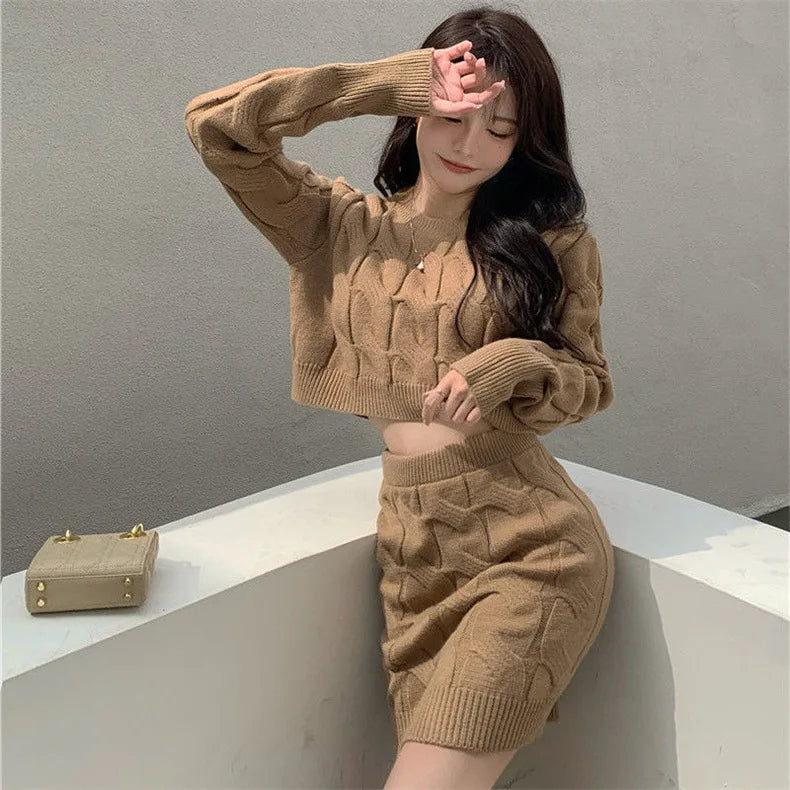 Women Two Piece Skirt Sets .Conjunto de punto de saya y suéter elegantes