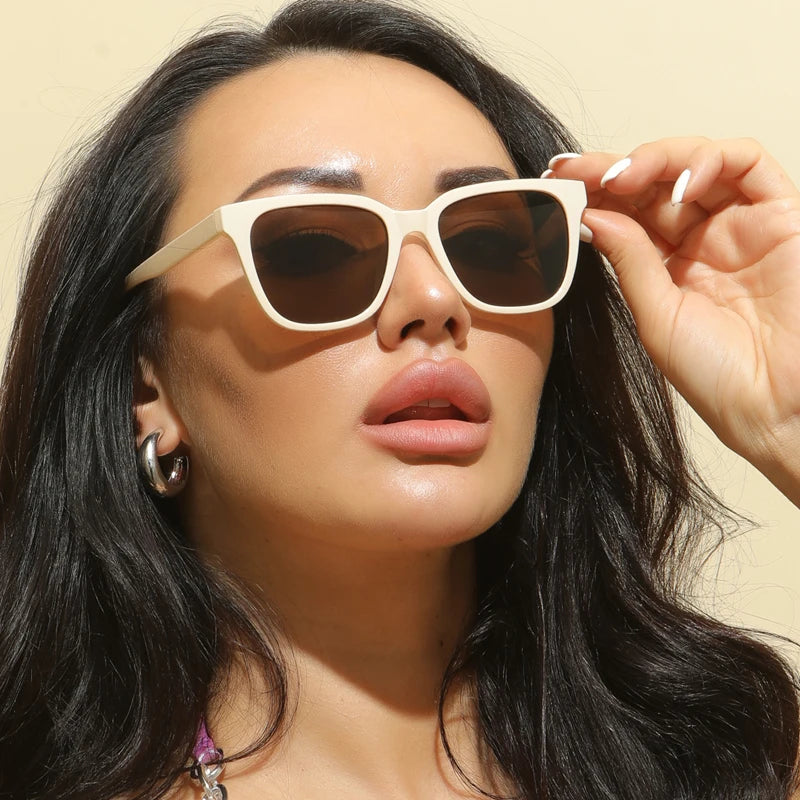Lentes a la moda de mujer