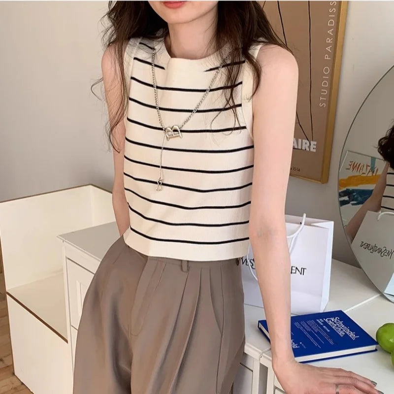 2025 New Striped Stretch Vest Basic Versatile Short Top Women's Clothing