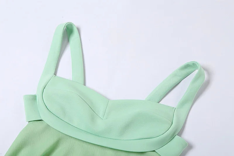 Vestido de verano que resalta feminismo y dulzura