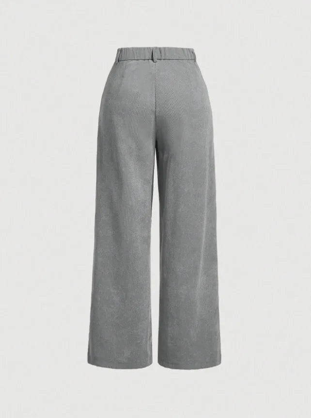 Pants Women's . Pantalones de mujer elegantes