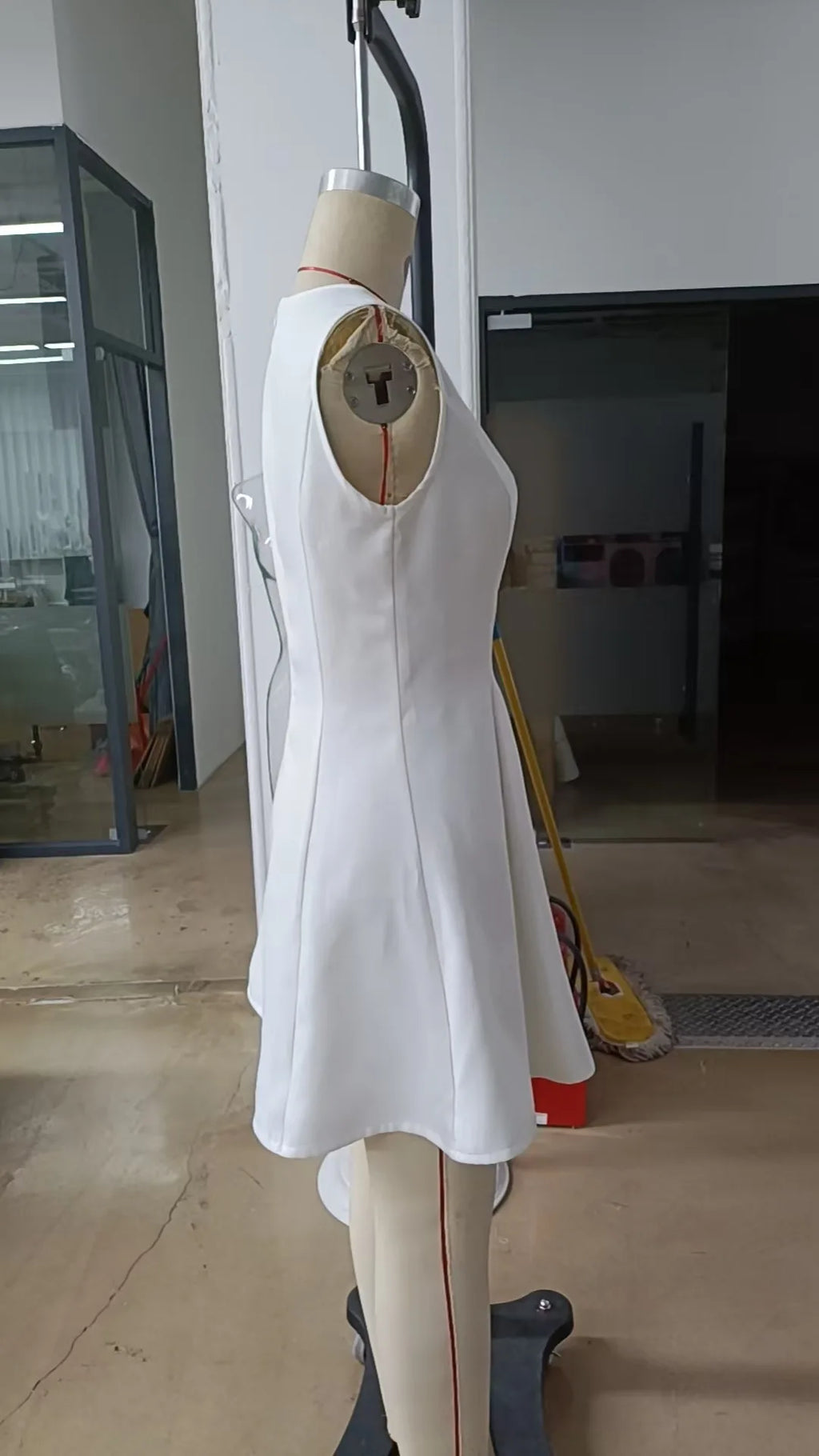 Mini Dress for Woman ,Vestido con elegancia clásica en colores neutros