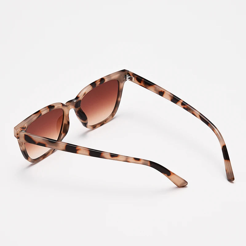 Lentes a la moda de mujer