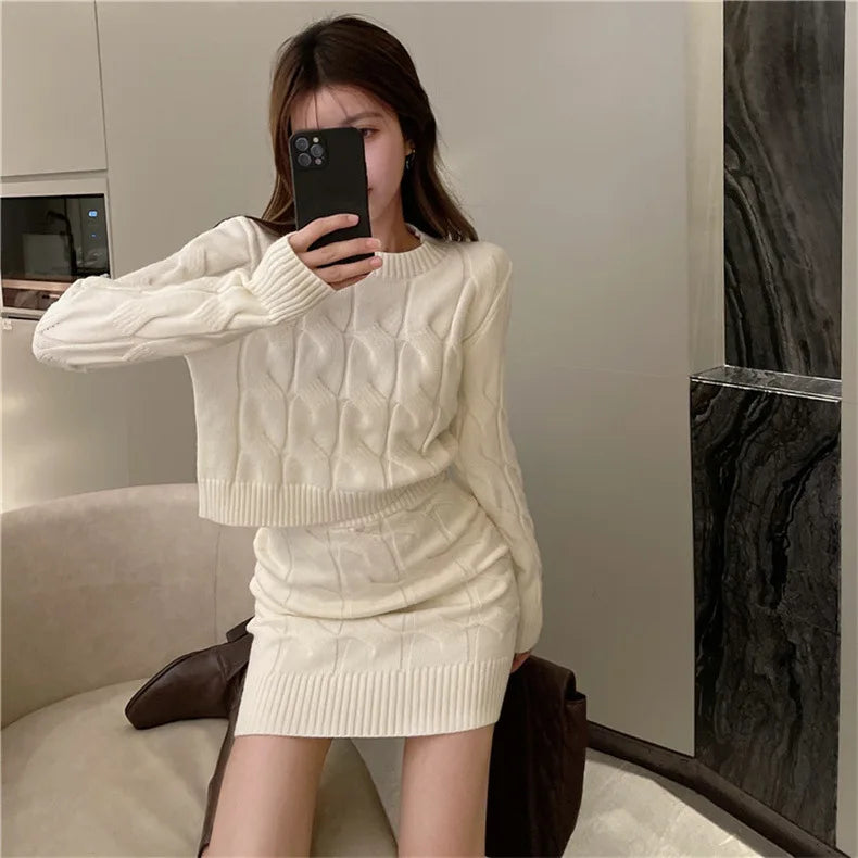 Women Two Piece Skirt Sets .Conjunto de punto de saya y suéter elegantes