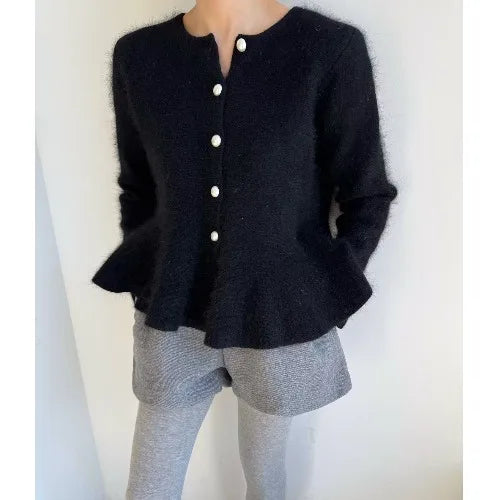 Women's Simple Elegance Cardigan.Cardigan elegante con botones