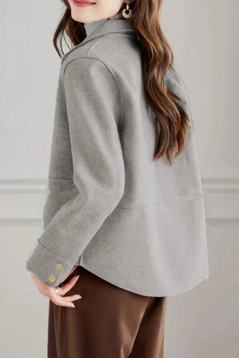 Fashionable minimalist coat for women