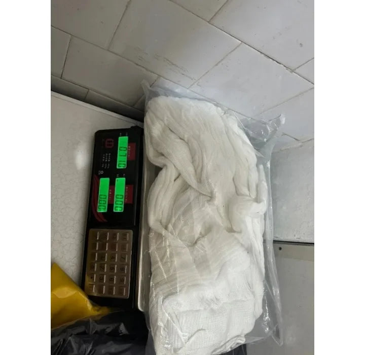 Tops and Pants Suit Female. Suéter y Pantalón de Punto Suave Beige