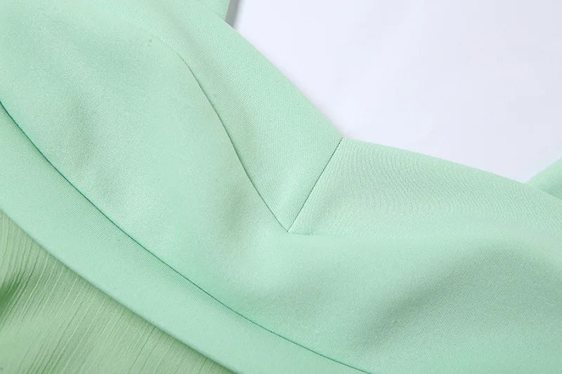 Vestido de verano que resalta feminismo y dulzura