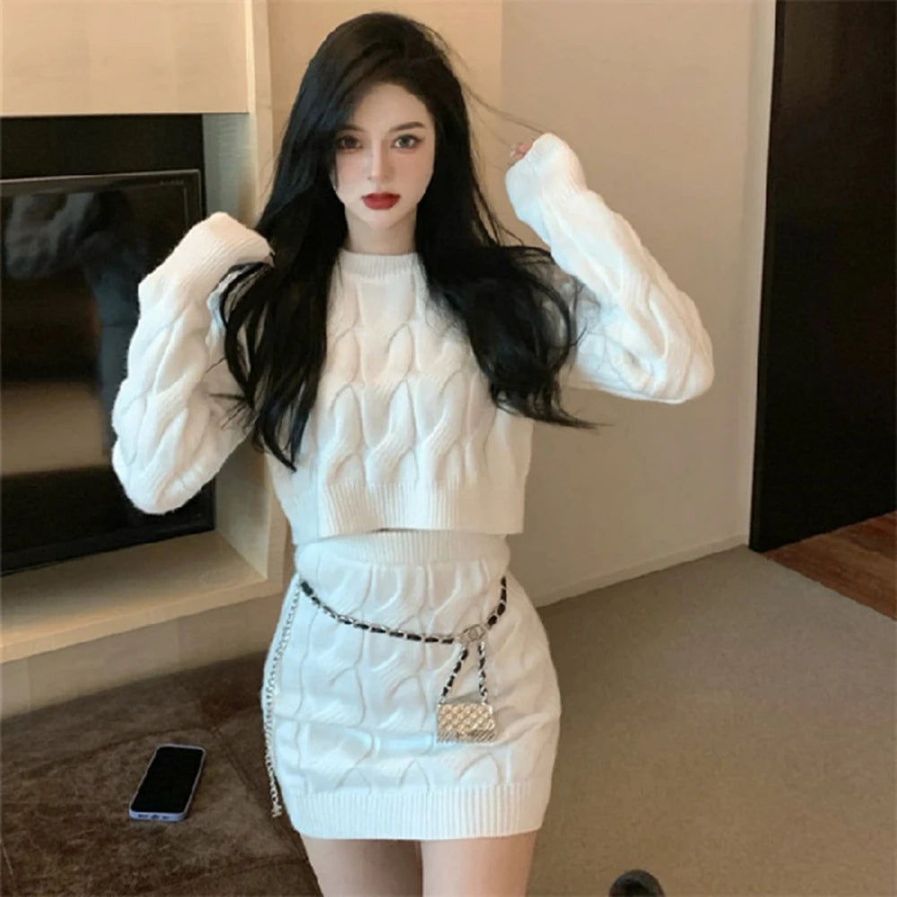 Women Two Piece Skirt Sets .Conjunto de punto de saya y suéter elegantes