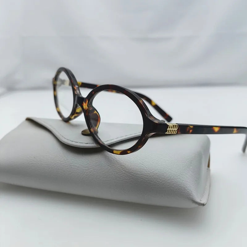 Vintage Oval glass 
Lentes vintage a la moda