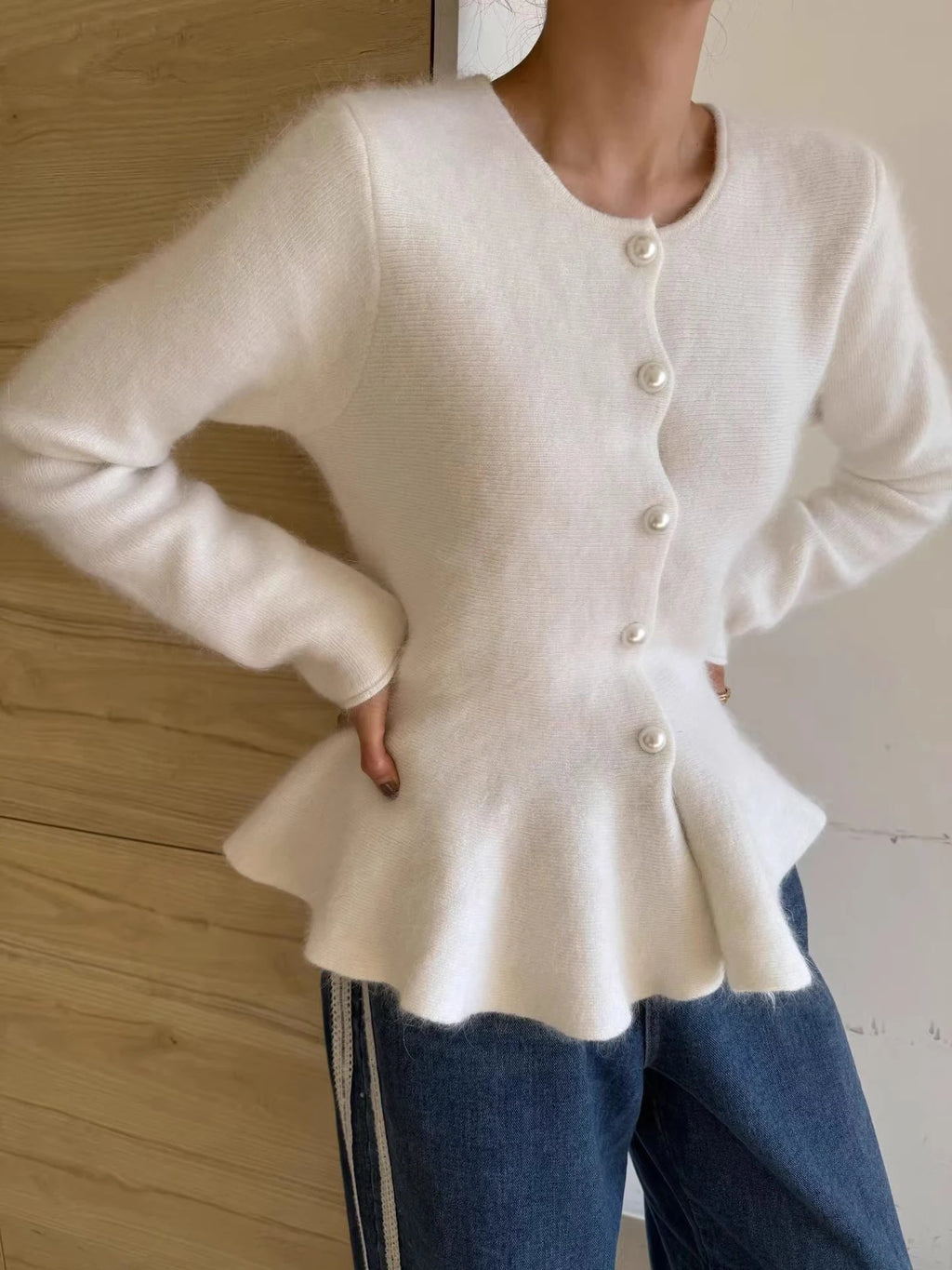 Design Sensation Pearl Single Button Knitted Open Cardigan Women's .Cardigan elegante con botones