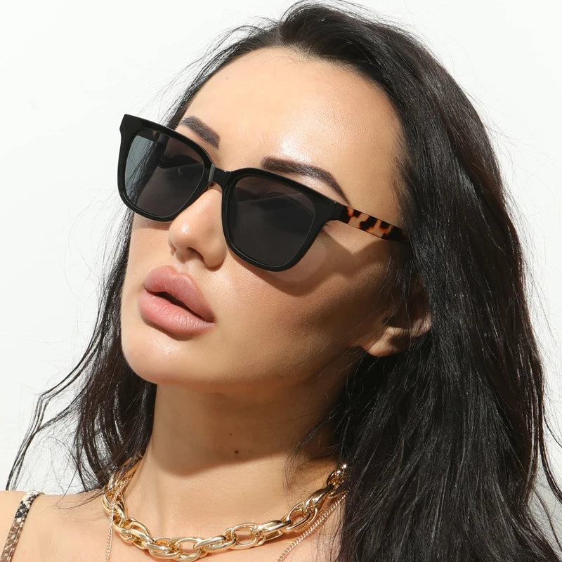 Lentes a la moda de mujer