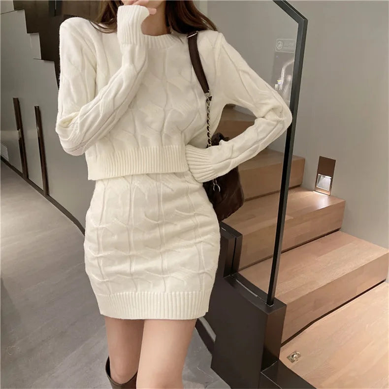 Women Two Piece Skirt Sets .Conjunto de punto de saya y suéter elegantes